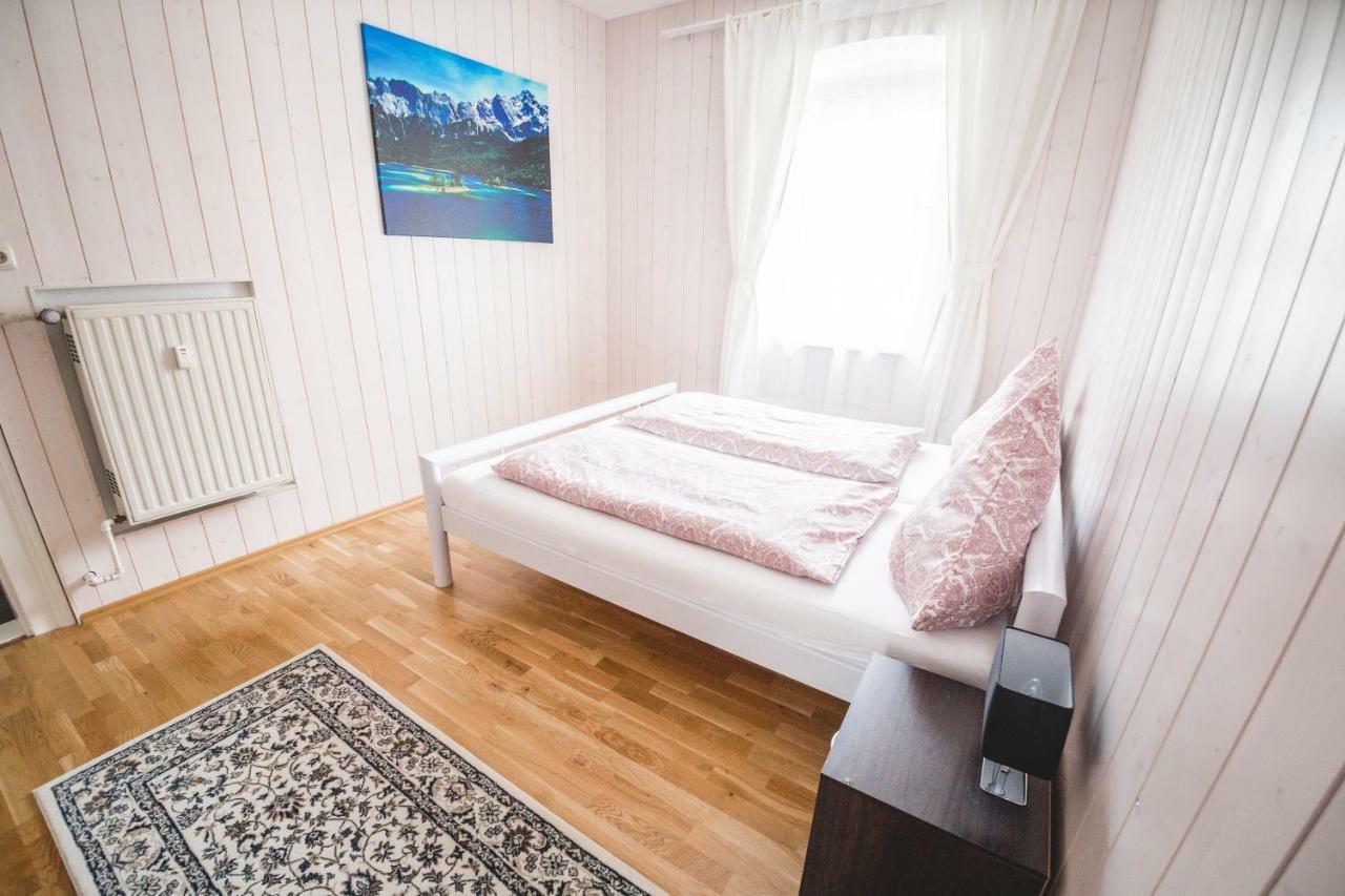 Ferienwohnung Alpi Гарміш-Партенкірхен Екстер'єр фото